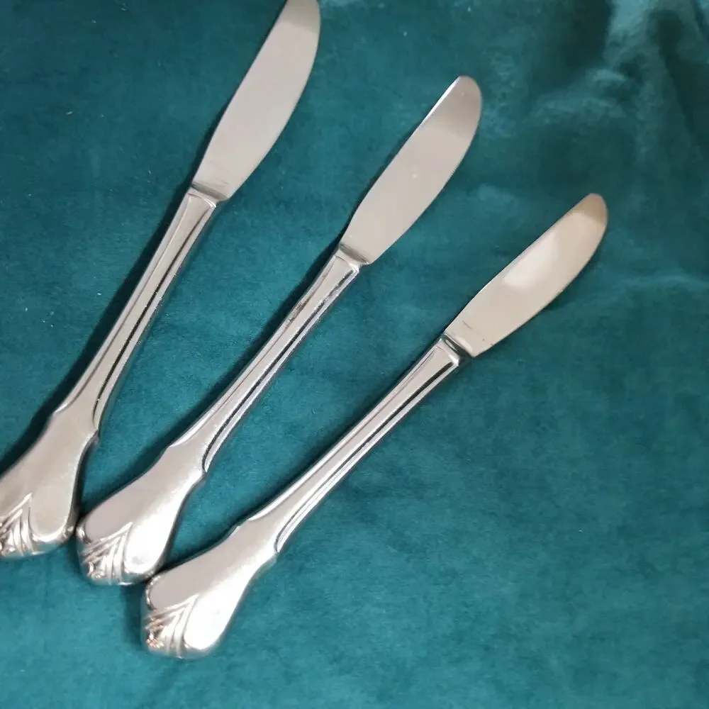 Set Of 3 Oneida Gatsby Knives Northland Stainless 8 3/4